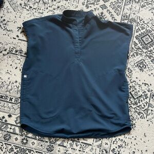Size XXS Figs Rafaela oversized scrub top in limited edition color Dark Harbor
